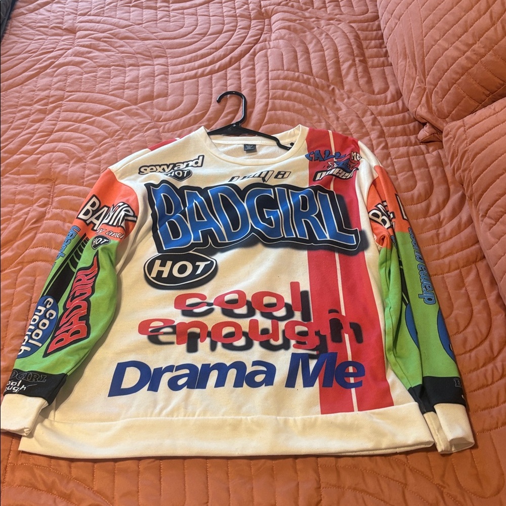 SHEIN Multicolor Graphic Long Sleeve Tee